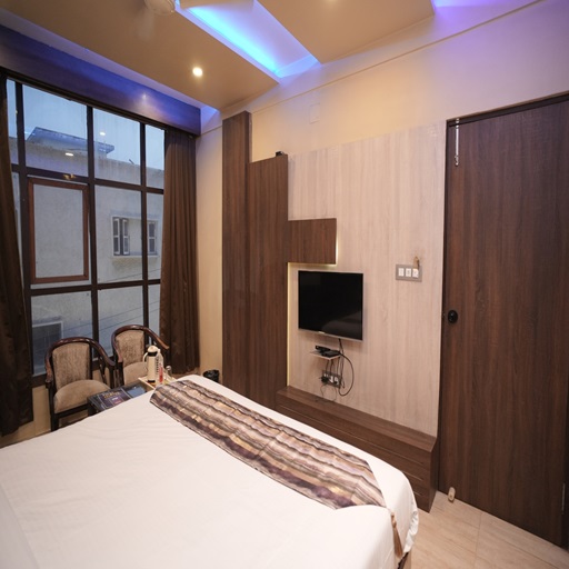 Deluxe Room 2